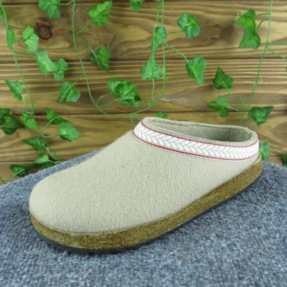 L.L. Bean‎ Women's Slip-On Beige Wool Size 5M Gently Used 2025 - Picture 1 of 6